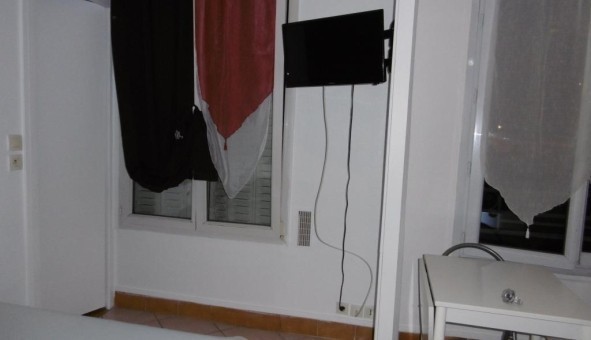 Logement tudiant Studio à Paris 15me arrondissement (75015)