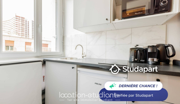 Logement étudiant Studio &agrave; Paris 15ème arrondissement (75015)