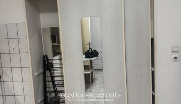 Logement étudiant Studio &agrave; Paris 15ème arrondissement (75015)