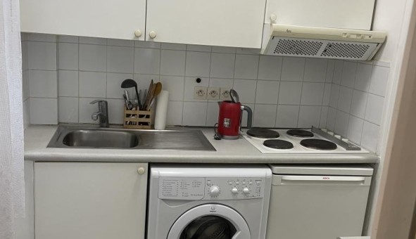 Logement �tudiant Studio &agrave; Paris 15�me arrondissement (75015)