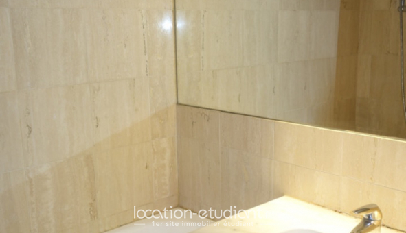 Logement �tudiant Studio &agrave; Paris 15�me arrondissement (75015)