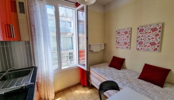Logement �tudiant Studio &agrave; Paris 15�me arrondissement (75015)