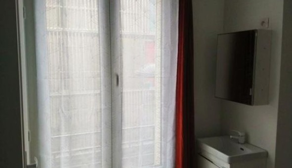 Logement �tudiant Studio &agrave; Paris 15�me arrondissement (75015)