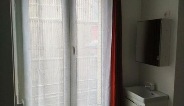 Logement �tudiant Studio &agrave; Paris 15�me arrondissement (75015)