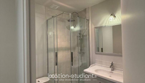 Logement �tudiant Studio &agrave; Paris 15�me arrondissement (75015)
