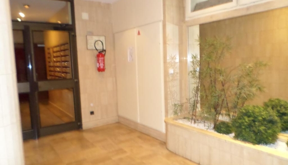 Logement tudiant Studio à Paris 16me arrondissement (75016)