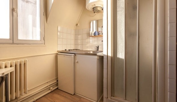 Logement �tudiant Studio &agrave; Paris 16�me arrondissement (75016)