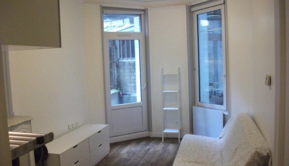 Logement �tudiant Studio &agrave; Paris 16�me arrondissement (75016)