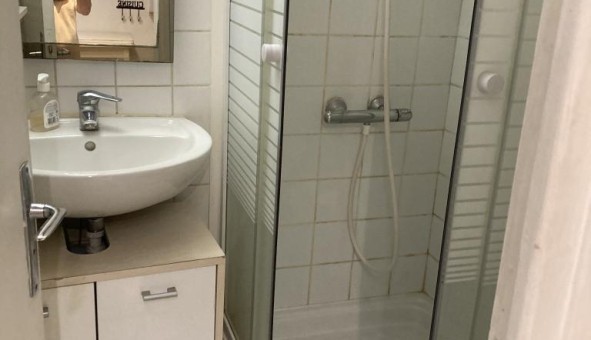 Logement tudiant Studio à Paris 17me arrondissement (75017)