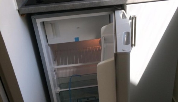Logement tudiant Location Studio Vide Paris 17me arrondissement (75017)