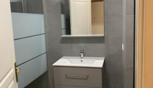 Logement �tudiant Studio &agrave; Paris 17�me arrondissement (75017)