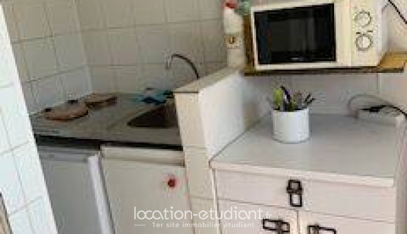 Logement �tudiant Studio &agrave; Paris 17�me arrondissement (75017)