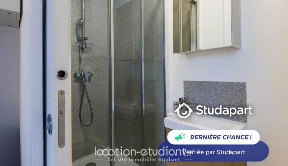 Logement étudiant Studio &agrave; Paris 17ème arrondissement (75017)