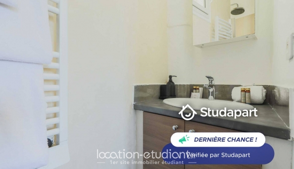 Logement étudiant Studio &agrave; Paris 17ème arrondissement (75017)