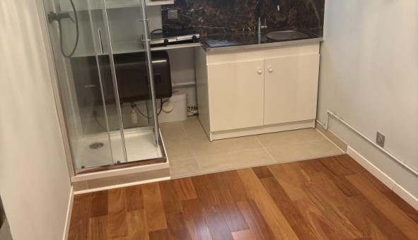 Logement �tudiant Location Studio Vide Paris 17�me arrondissement (75017)