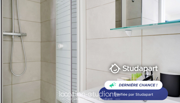 Logement �tudiant Studio &agrave; Paris 17�me arrondissement (75017)