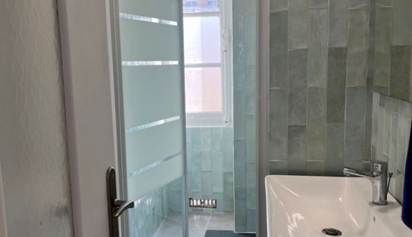 Logement �tudiant Studio &agrave; Paris 17�me arrondissement (75017)