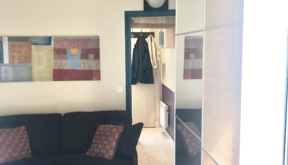 Logement étudiant Studio à Paris 18ème arrondissement (75018)