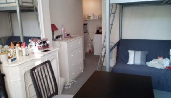 Logement tudiant Studio à Paris 18me arrondissement (75018)