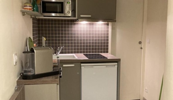 Logement tudiant Studio à Paris 18me arrondissement (75018)