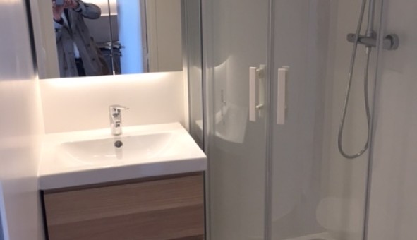 Logement tudiant Location Studio Vide Paris 18me arrondissement (75018)