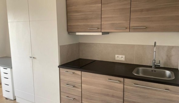 Logement tudiant Studio à Paris 18me arrondissement (75018)
