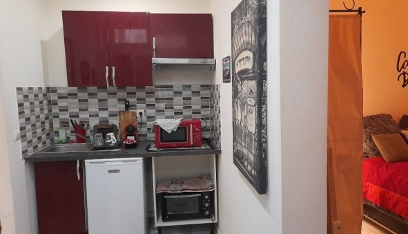 Logement tudiant Studio à Paris 18me arrondissement (75018)