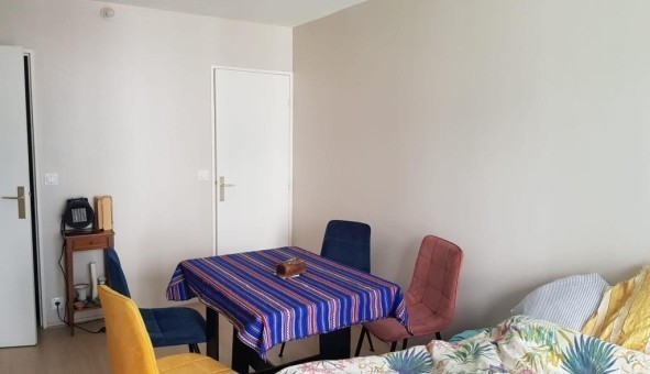Logement tudiant Studio à Paris 18me arrondissement (75018)