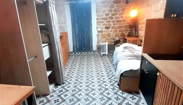 Logement tudiant Location Studio Vide Paris 18me arrondissement (75018)