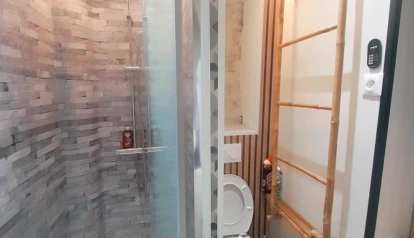 Logement tudiant Studio à Paris 18me arrondissement (75018)