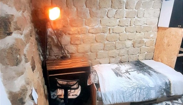 Logement tudiant Studio à Paris 18me arrondissement (75018)