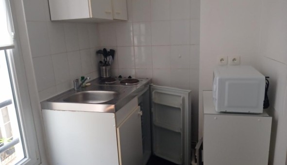 Logement tudiant Studio à Paris 18me arrondissement (75018)