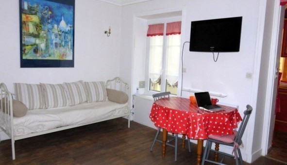 Logement tudiant Studio à Paris 18me arrondissement (75018)