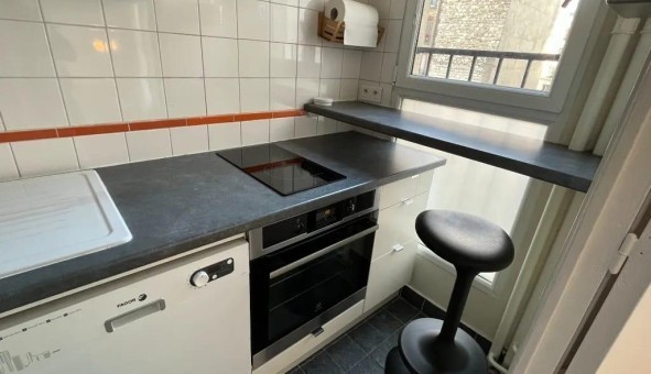 Logement tudiant Studio à Paris 18me arrondissement (75018)