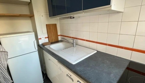 Logement tudiant Studio à Paris 18me arrondissement (75018)