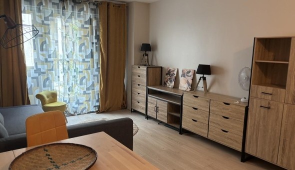 Logement tudiant Studio à Paris 18me arrondissement (75018)