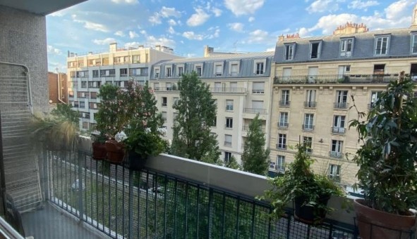 Logement tudiant Studio à Paris 18me arrondissement (75018)