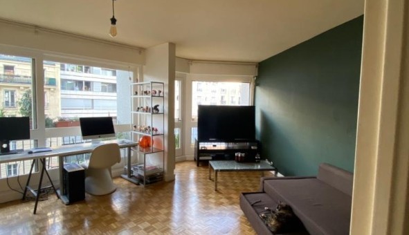 Logement tudiant Studio à Paris 18me arrondissement (75018)