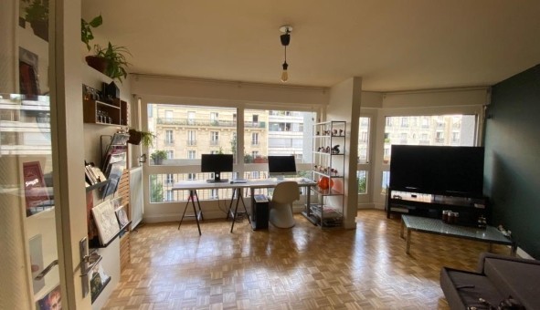 Logement tudiant Studio à Paris 18me arrondissement (75018)