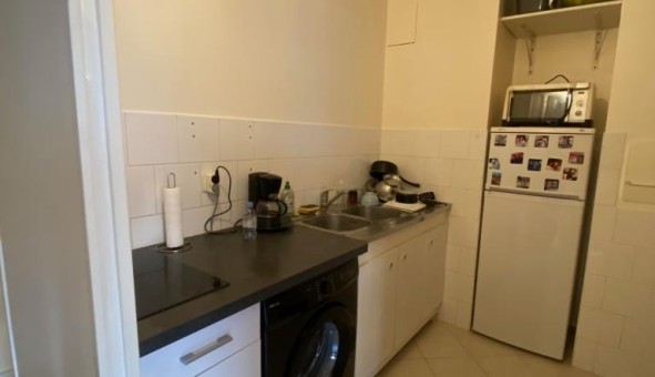 Logement tudiant Studio à Paris 18me arrondissement (75018)