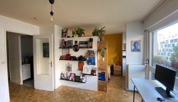 Logement tudiant Studio à Paris 18me arrondissement (75018)