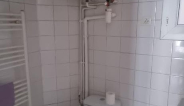 Logement tudiant Studio à Paris 18me arrondissement (75018)