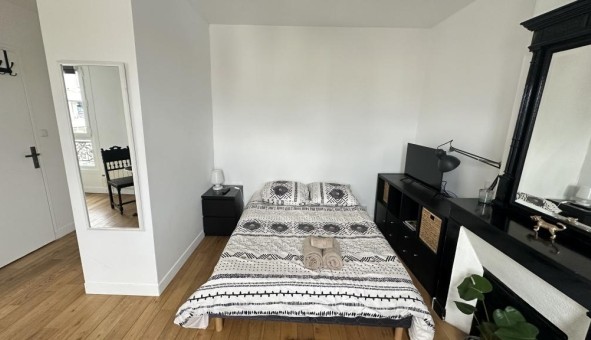 Logement tudiant Studio à Paris 18me arrondissement (75018)