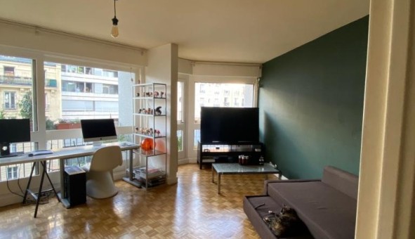 Logement tudiant Studio à Paris 18me arrondissement (75018)