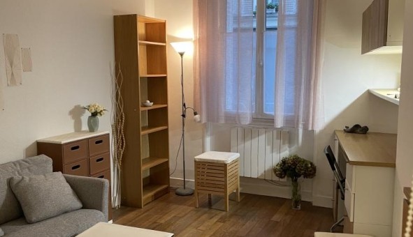 Logement tudiant Studio à Paris 18me arrondissement (75018)