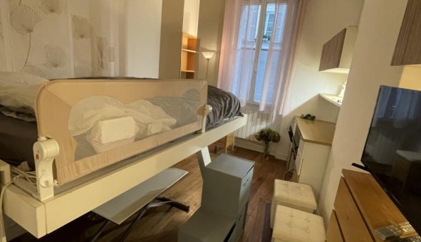 Logement tudiant Studio à Paris 18me arrondissement (75018)