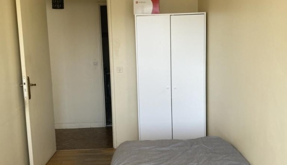 Logement tudiant Studio à Paris 18me arrondissement (75018)