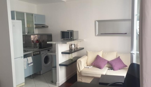 Logement tudiant Location Studio Vide Paris 18me arrondissement (75018)