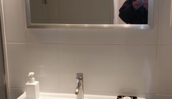 Logement tudiant Studio à Paris 18me arrondissement (75018)