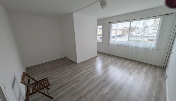 Logement tudiant Location Studio Vide Paris 18me arrondissement (75018)